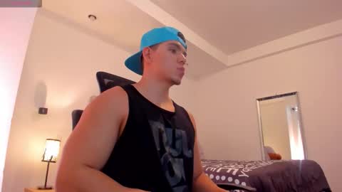 Snapshot of chrismorgan24 chatting on 11/24/25, 05:34 chrismorgan24 online show from 11/24/25, 05:34