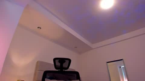 Snapshot of chrismorgan24 chatting on 04/19/26, 06:10 chrismorgan24 online show from 04/19/26, 06:10