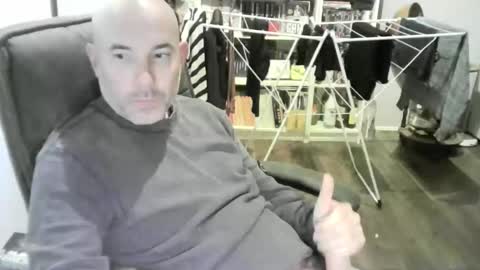 Snapshot of chrisprngr chatting on 05/05/26, 09:34 chrisprngr online show from 05/05/26, 09:34