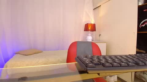 chriss online show from 02/25/26, 01:21