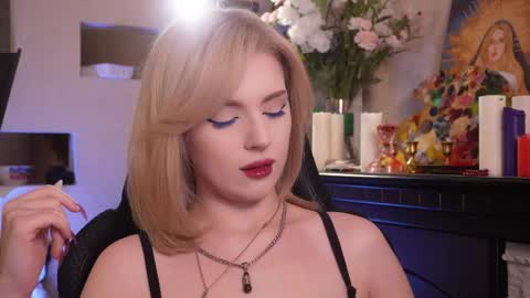 Snapshot of chriss_foxx chatting on 03/12/26, 03:40 chriss_foxx online show from 03/12/26, 03:40