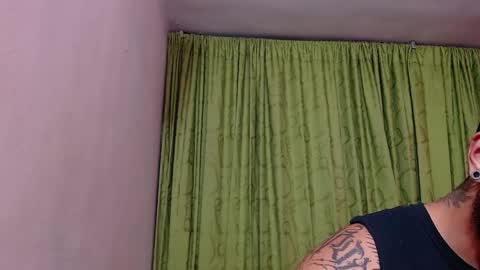 chriss_james online show from 02/21/25, 05:46