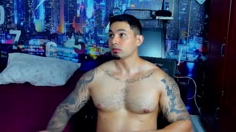 Snapshot of chriss_stewart2 chatting on 09/18/25, 02:13 Chriss Stewart online show from 09/18/25, 02:13