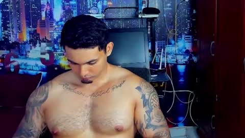 Snapshot of chriss_stewart2 chatting on 11/13/25, 03:05 Chriss Stewart online show from 11/13/25, 03:05