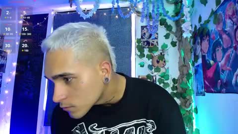 Christian Wang online show from 12/19/24, 06:34