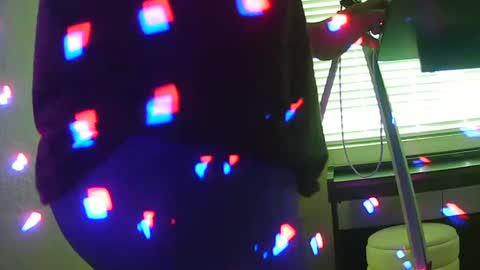 Snapshot of chrisswift3000ad chatting on 10/13/25, 07:36 chrisswift3000ad online show from 10/13/25, 07:36