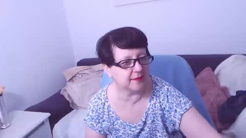 Christa online show from 10/12/25, 12:42