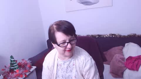 Christa online show from 12/19/25, 02:29