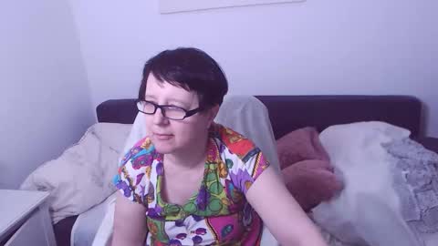 Snapshot of christarose chatting on 04/05/26, 11:57 Christa online show from 04/05/26, 11:57