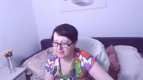 Snapshot of christarose chatting on 05/31/26, 03:19 Christa online show from 05/31/26, 03:19