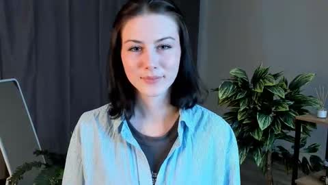 Snapshot of christaschrecongost chatting on 02/23/26, 04:15 christaschrecongost online show from 02/23/26, 04:15