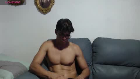 ---Chistian--- online show from 10/23/25, 03:17