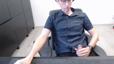 christianblck online show from 11/10/25, 10:14