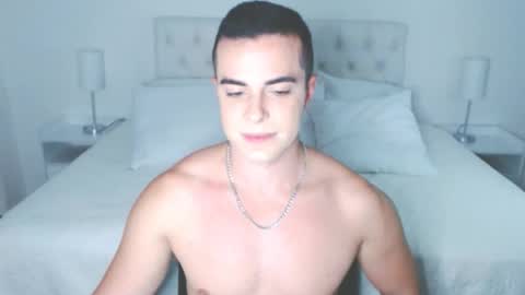 Snapshot of christiandiorx chatting on 10/22/25, 01:39 christiandiorx online show from 10/22/25, 01:39