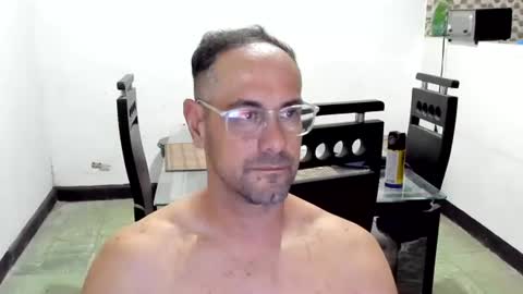 Snapshot of christianzecevic chatting on 06/15/26, 01:30 christianzecevic online show from 06/15/26, 01:30