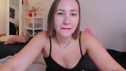christina rosse online show from 10/19/25, 08:48