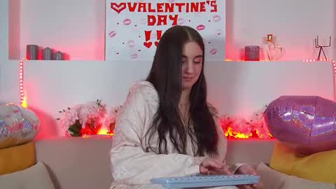 Christina online show from 02/15/25, 03:52