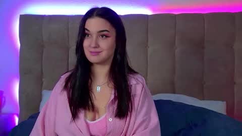 Christina online show from 09/27/25, 06:24