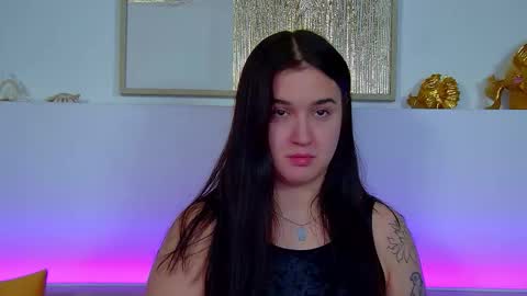 Christina online show from 11/17/25, 06:35