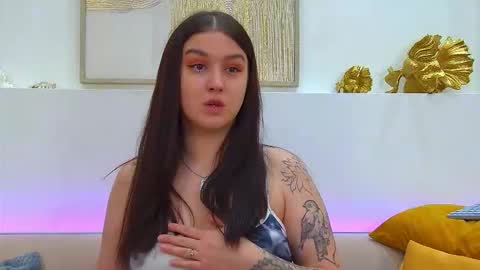 Christina online show from 01/17/26, 06:33