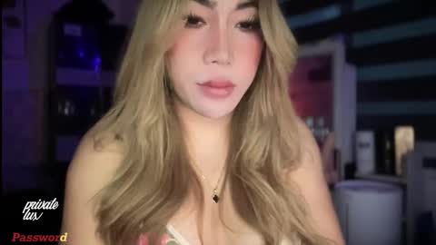 christine online show from 09/18/25, 10:12