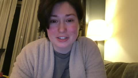 Snapshot of christinescorner chatting on 06/21/26, 02:36 Christine online show from 06/21/26, 02:36