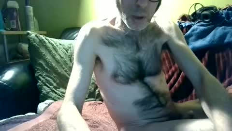 Snapshot of christophe_73 chatting on 04/12/26, 12:26 Chris online show from 04/12/26, 12:26