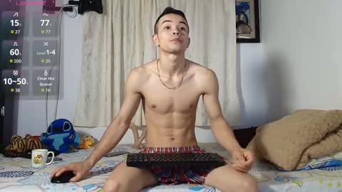 Snapshot of christopher__vans chatting on 11/05/25, 10:26 CHRISTOPHER online show from 11/05/25, 10:26