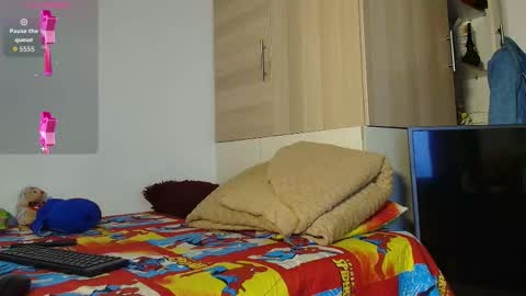 Snapshot of christopher__vans chatting on 11/12/25, 09:21 CHRISTOPHER online show from 11/12/25, 09:21