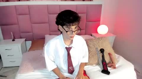 Chris online show from 06/26/26, 07:29