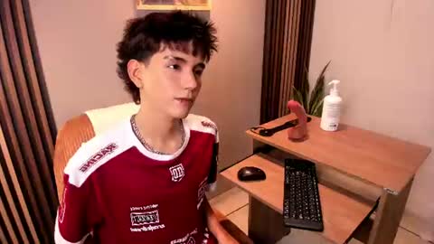 Chris online show from 07/17/26, 07:30