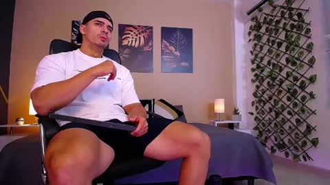 Christopher Black online show from 02/07/26, 01:37