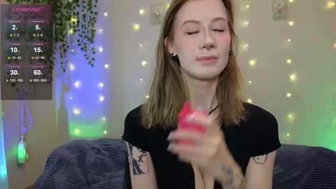 christy memeow online show from 09/21/25, 10:06