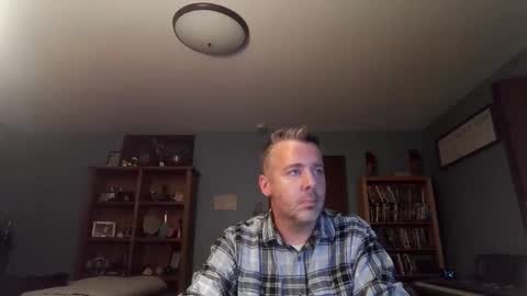 chrisw8121 online show from 11/25/25, 08:03