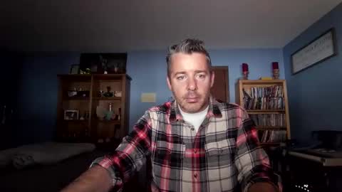 chrisw8121 online show from 12/19/25, 05:53