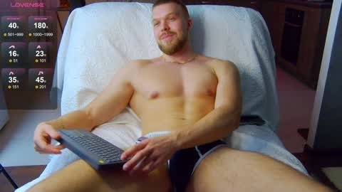 Snapshot of chrisx6m chatting on 12/03/24, 05:45 chrisx6m online show from 12/03/24, 05:45