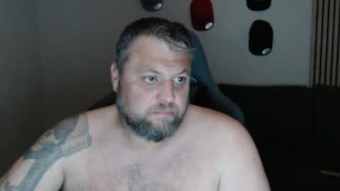 Snapshot of chrizz80 chatting on 06/07/26, 01:32 Chrizz online show from 06/07/26, 01:32