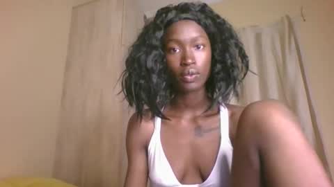 Snapshot of chroe22 chatting on 04/02/26, 08:28 chroe22 online show from 04/02/26, 08:28