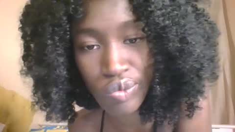 Snapshot of chroe22 chatting on 04/16/26, 09:39 chroe22 online show from 04/16/26, 09:39