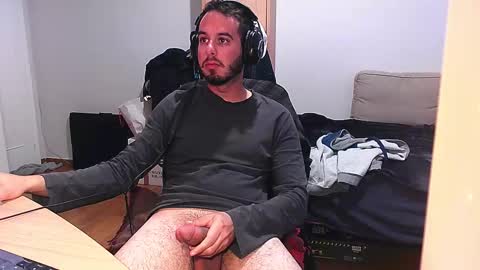 Snapshot of chromefox123 chatting on 12/19/25, 12:12 Chromefox123 online show from 12/19/25, 12:12