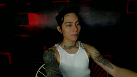 Snapshot of chromeheart_ chatting on 10/18/25, 02:36 Mach online show from 10/18/25, 02:36