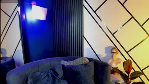 Snapshot of chrristopher77 chatting on 10/07/25, 01:52 chrristopher77 online show from 10/07/25, 01:52