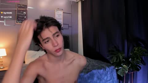 chrristopher77 online show from 11/11/25, 05:46