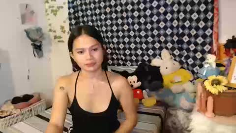 Snapshot of chrysadel chatting on 01/16/25, 08:36 Ur Suraya22 online show from 01/16/25, 08:36