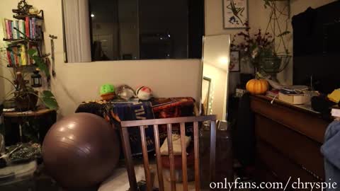 Chrys online show from 02/01/26, 06:56