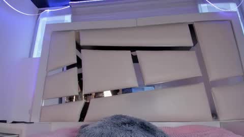 instagram chrystaljade.1 online show from 02/20/26, 01:22