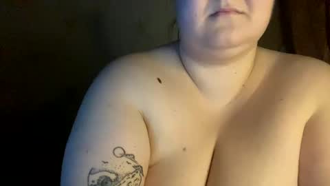 Snapshot of chubby__katie_ chatting on 02/05/25, 02:40 Kat online show from 02/05/25, 02:40