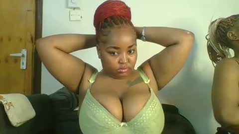 chubby_princess2 online show from 10/10/25, 02:21
