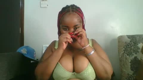 chubby_princess2 online show from 10/16/25, 09:27