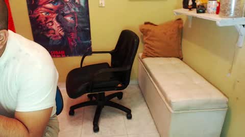 Snapshot of chubby_sex96 chatting on 02/05/25, 02:16 kate online show from 02/05/25, 02:16